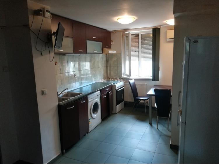 Apartament 3 camere decomandat – Titan– 110.000 € (negociabil) – 0723.322.094 - 8