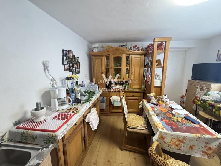 Casa individuala in Arpasu de Sus, teren mare, partial renovata - 5
