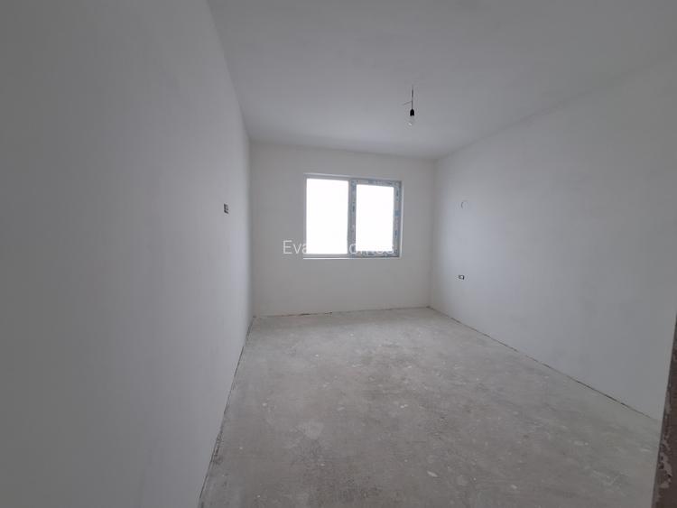 Duplex cu 5 camere, 3 bai - izolat fonic - Sacalaz - 13