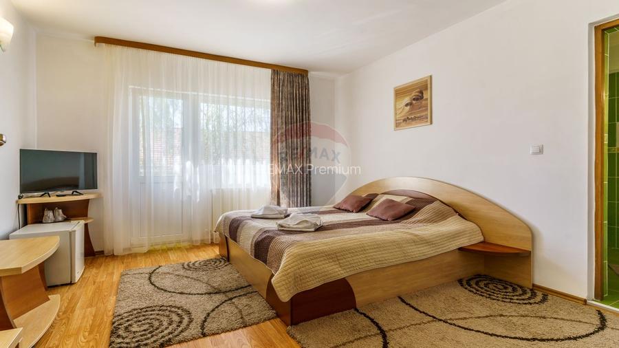 Pensiune cu 16 camere de vanzare, potential investitie,COMISION 0 - 4