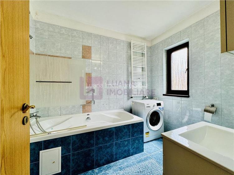 Casa individuala | suprafata utila 360 mp | teren 430 mp | Calea Poplacii - 8