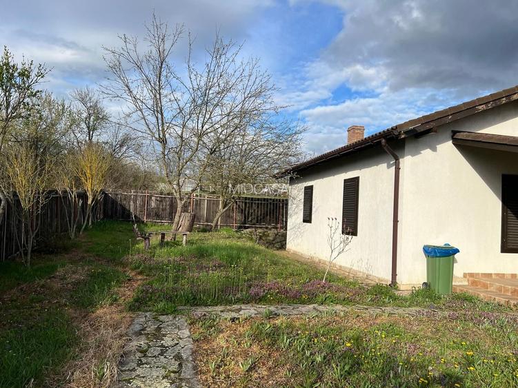 Casa individuala superba. Teren generos. Disponibila imediat. - 2