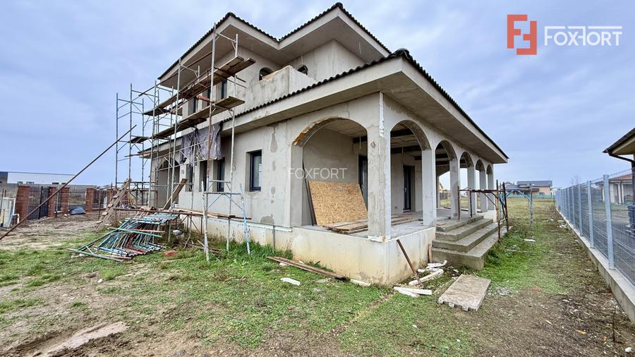 Comision 0% Casa individuala Mosnita in stil Neoromanesc cu 202 mp utili!  - 24