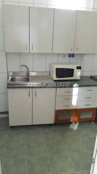 De vanzare Apartament 4 camere Kogalniceanu rond, Sector 5 - 10