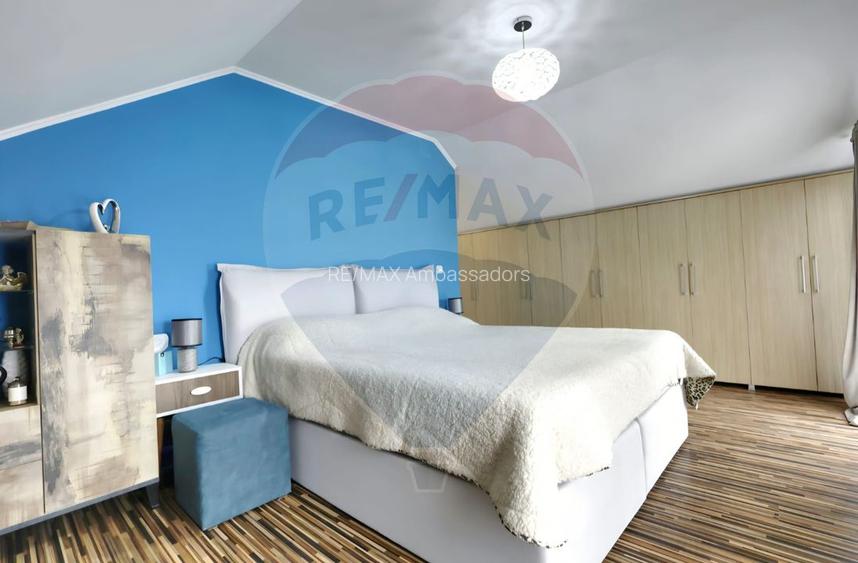 Apartament cu 3 camere de vânzare - 18