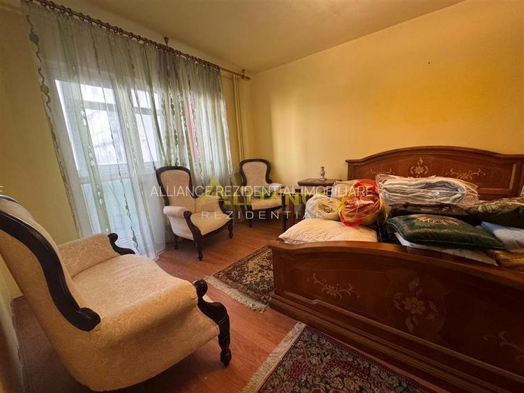 2 camere stradal Bld Tineretului – etaj 7/10 – bloc in reabilitare – 125.000 eur - 3