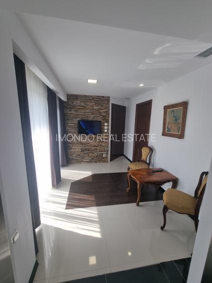 CLINICA COLENTINA i De vanzare 7 camere cu lift 13 pers - 25