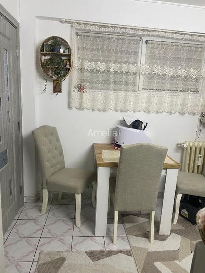 Vând apartament 2 camere , decomandat, et 3 din 10, Titan, sector 3.  - 5