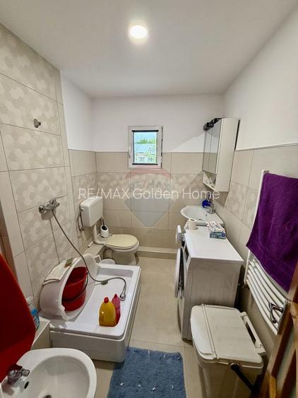 Apartament cu 4 camere de vânzare pe Strada Longinescu - 9