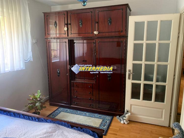 Apartament 3 Camere Vanzare CETATE Closca, Etaj 1, Nefinisat, Central Termopane - 5