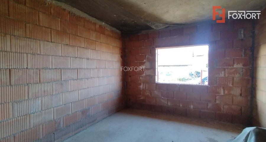 Casa individula la ROSU, 4 camere - Becicherecu Mic, teren 499 mp - 12