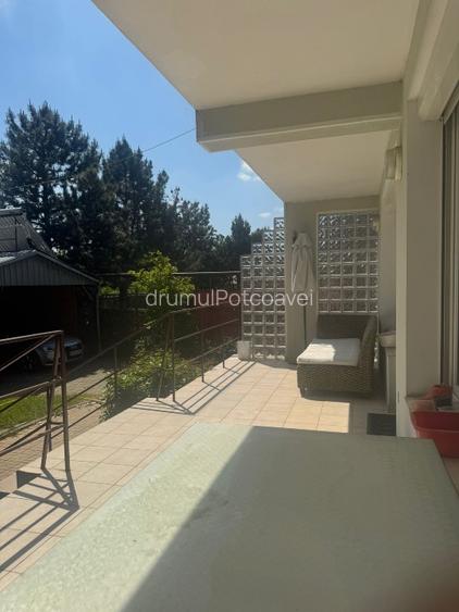 Vilă familială frumoasă &icirc;n zonă foarte bună - 16