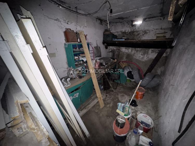 Apartament 3 camere zona Km 4 5 - 10