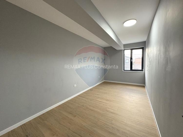 Casă / Vilă cu 4 camere de închiriat în zona Casa de Cultura - 12