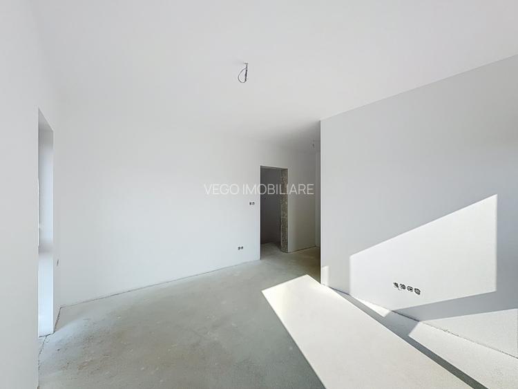 Casa noua tip duplex , 195 mp, 3 bai, 2 parcari, aproape de Vivo! - 10