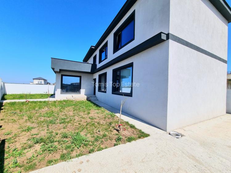 Casa P+1 in Navodari, cartier Midia Sat, vedere spre Lacul Tasaul - 18