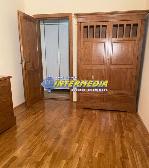 Apartament cu 3 camere Deco Foste proprietati CETATE Piata Finisat Nemobilat - 14