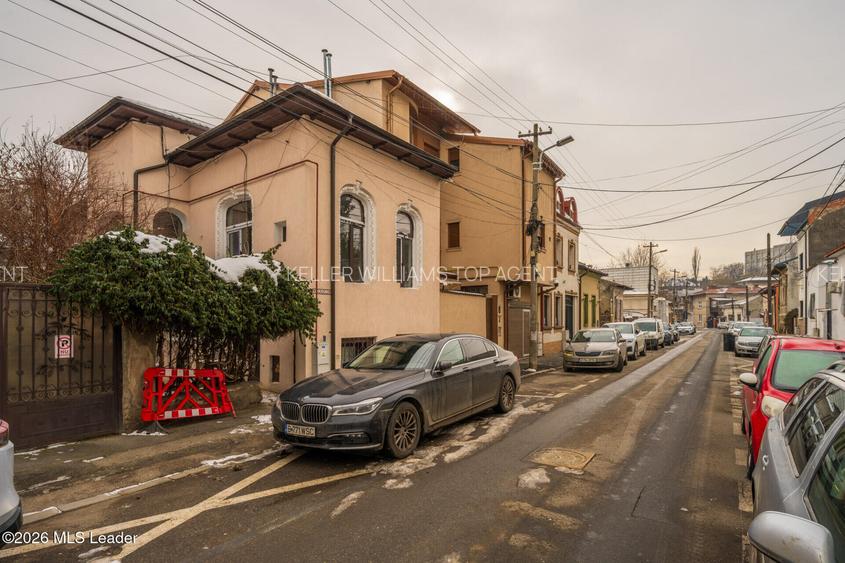 Casă 4 camere, rond Regina Maria, exterior renovat - 3