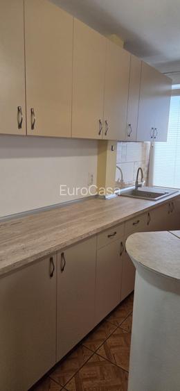 2 camere Central etajul 1, zona Teatru - 5