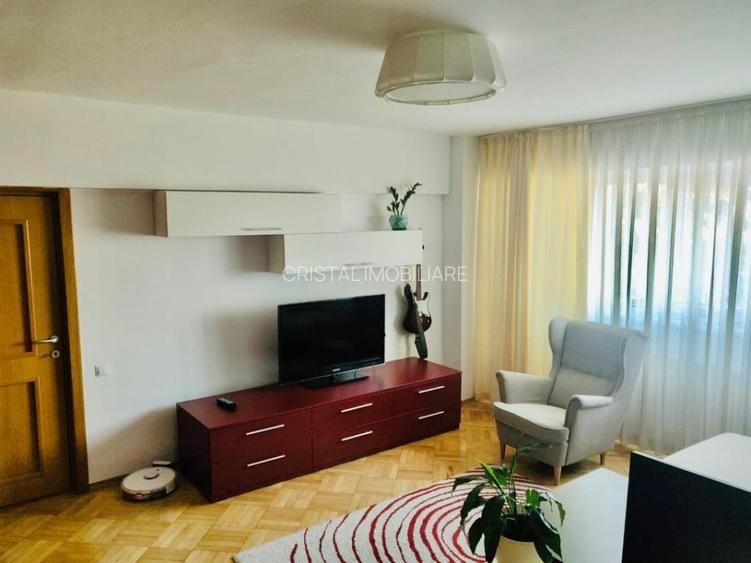 De inchiriat 2 camere decomandat, vedere Dambovita, 2 AC,  Unirii - Timpuri Noi - 8