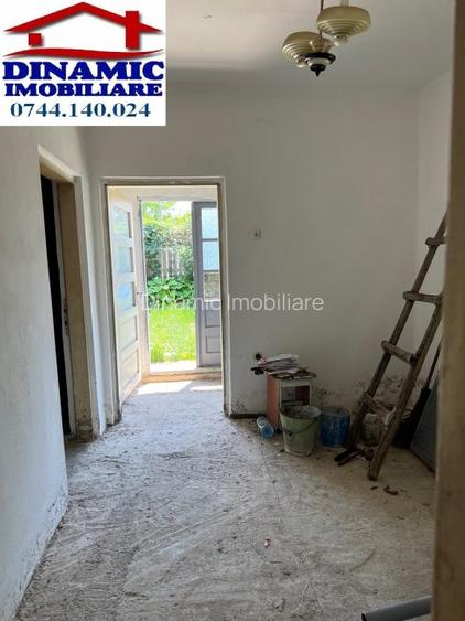 Casă + Hală cu 620 mp teren, Str. Izvoare. Preț 65000 eur/ pachet - 12