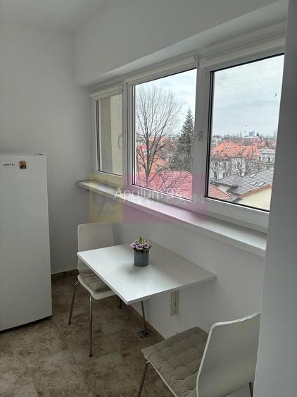 Garsoniera Calea Dorobantilor- stradal. - 14