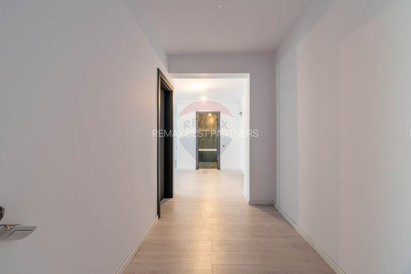 Apartament 3 camere de vanzare New City Eroilor Garaj 72mp COMISION 0% - 9