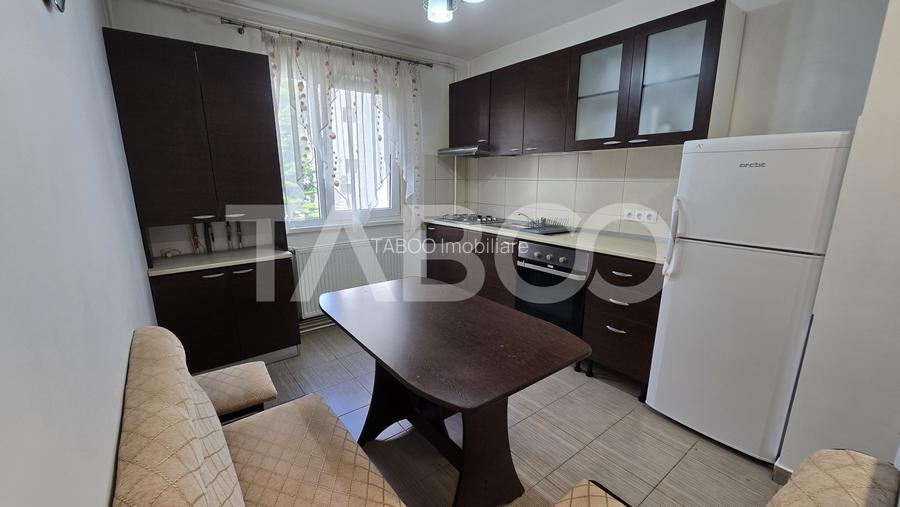 Apartament de inchiriat cu 3 camere mobilate utilate in zona Centrala - 6