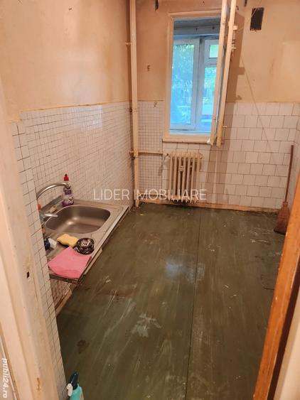 Berceni, Obregia ,  2 camerere  de vanzare, cf 1,  dec,  parter/9 cu balcon - 5