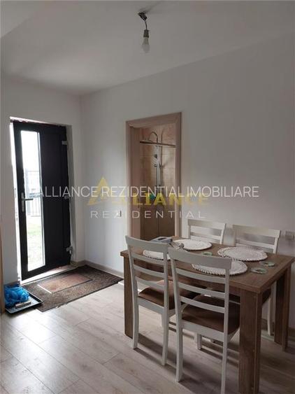 Casa la 800-900 m de STV,se preda la cheie. - 5