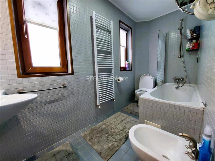 Resedinta Exclusivista Sinaia, Central - 11