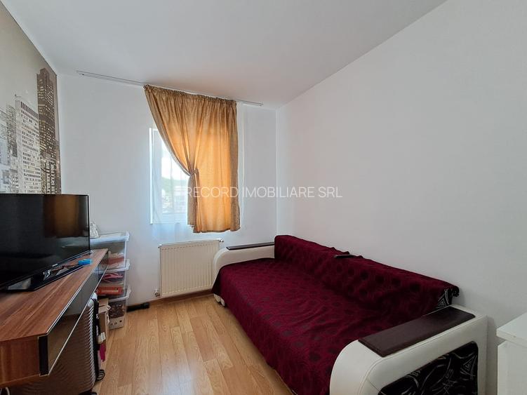 Apartament 3 camere 55 mp+terasa 25 mp,parcare, str.Stejarului Floresti - 9