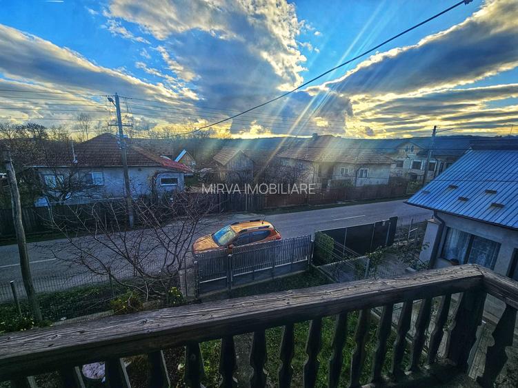 Exclusivitate! Casă cu teren generos în Sat Olteni, Com.Teișani - 44