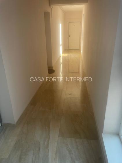 Apartament 3 camere Mamaia zona Hanul cu Peste 100000 euro - 13