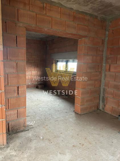 Vila de vanzare, in Carpinis - 10