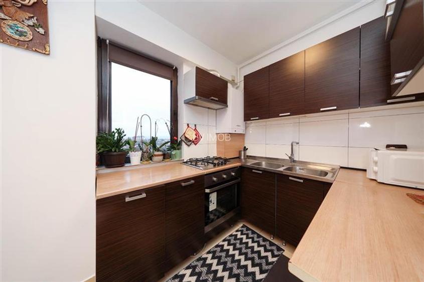 Vanzare apartament 3 camere Ghimbav,, bloc 2010, parcare subterana - 26