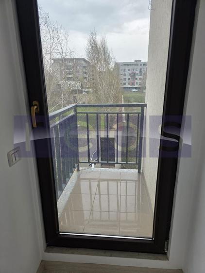 VANZARE 4 CAMERE -CARTIERUL LATIN   - 2x loc parcare - 19