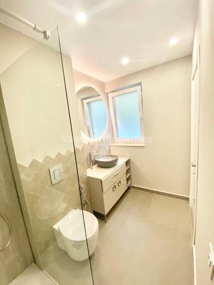 Vila moderna cu piscina, complex rezidential, Iancu Nicolae - 12