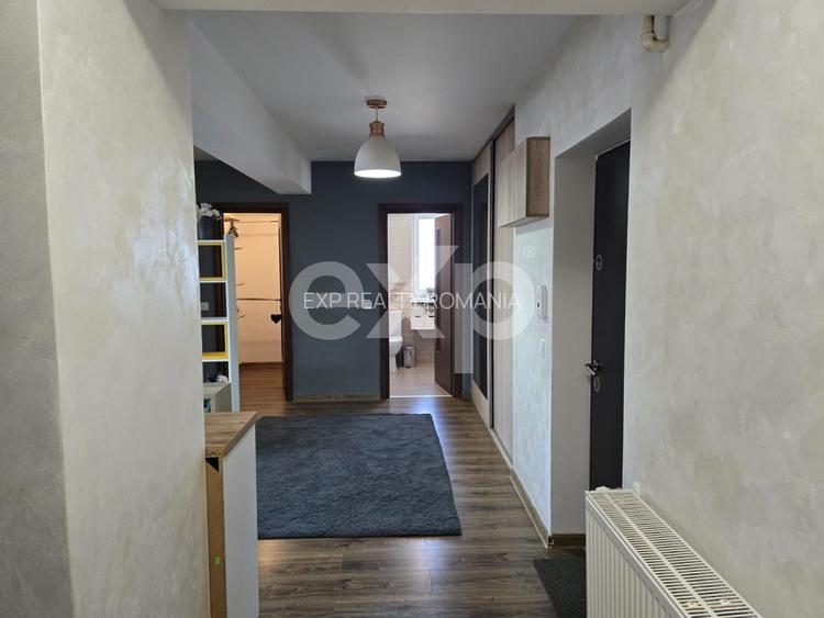 Apartament cu 3 camere de vânzare, cartier FIALD - 15