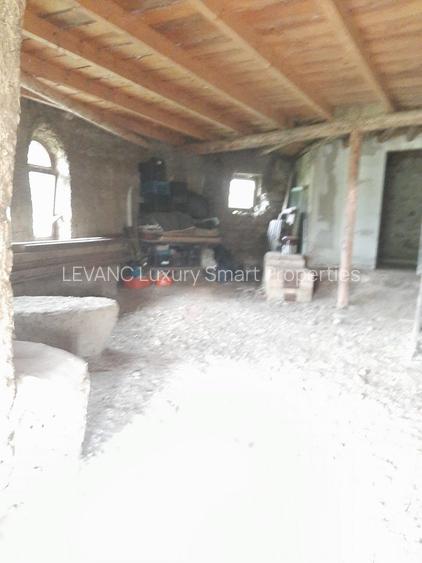 Proprietate pe Valea Vâlsanului – Cabane din lemn + Casă ecologică COB - 22