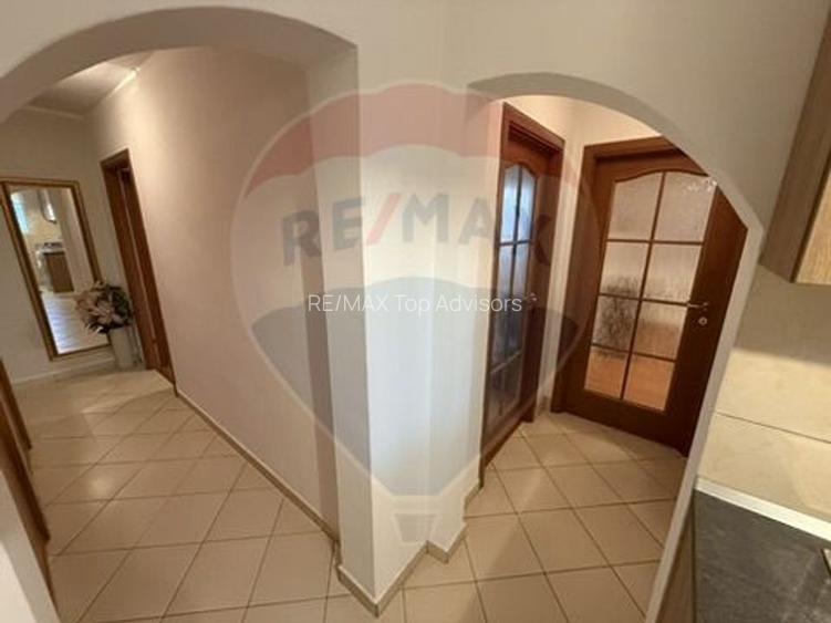 VANZARE Apartament cu 2 camere in zona Favorit / Drumul Taberei - 24