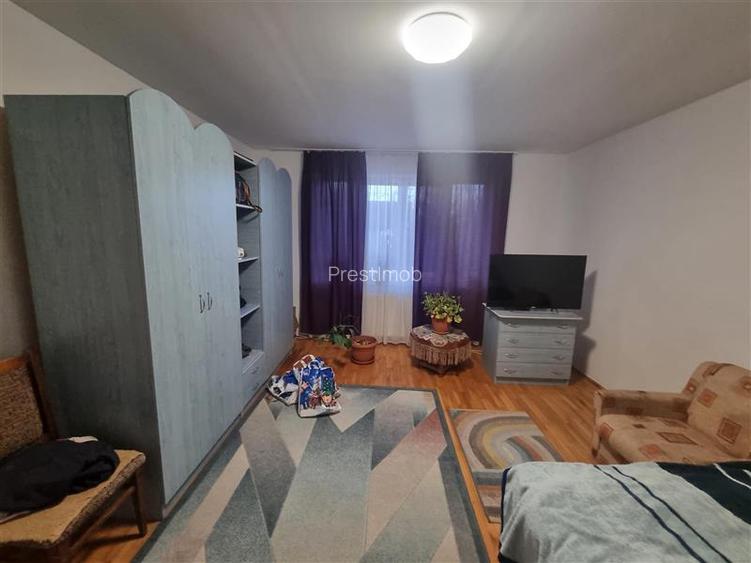 Casa de vanzare 4 camere  (+4 semifinisate ),12 arii teren, Unirii, Mures - 9