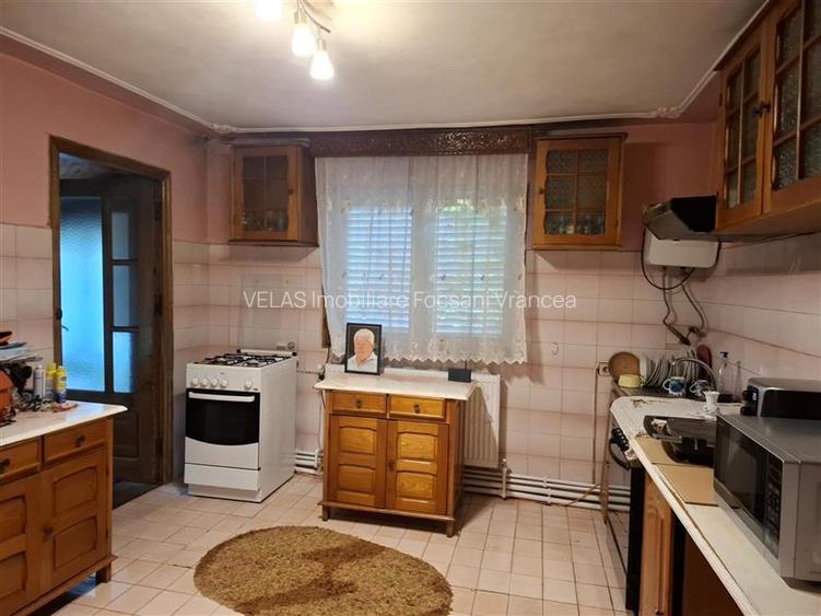 Vila Focsani, P+E,  510 mp teren - 14