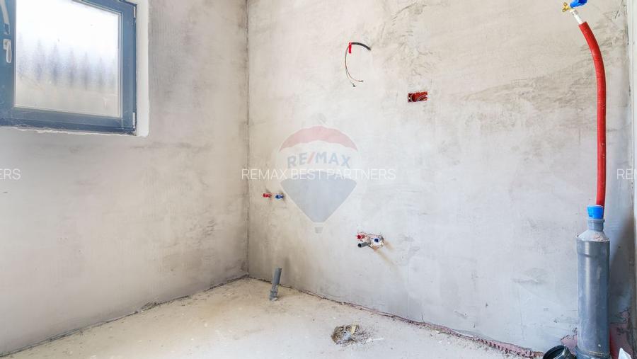 De vanzare duplex modern cu 4 camere, gradina si garaj, Baciu (Petrom) - 14