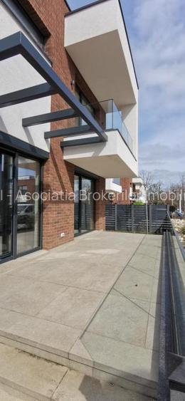 Proprietate exclusivista amplasata pe malul lacului Snagov - 11