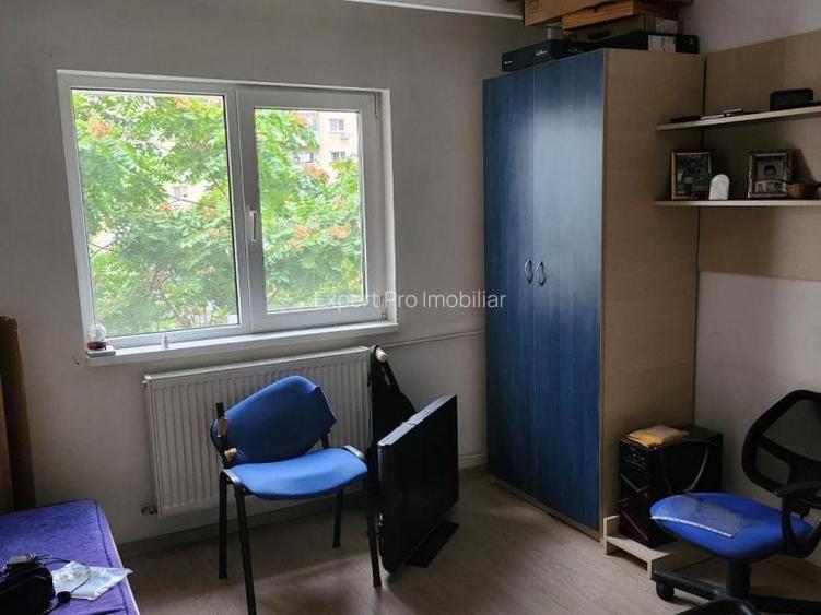 Drumul Sarii Al. Botorani bloc 1989 et. 3, 76mp - 15