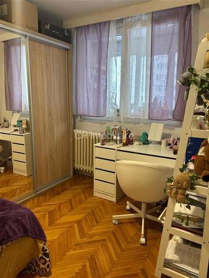 Apartament 3 camere spațios Metrou Dristor - 4