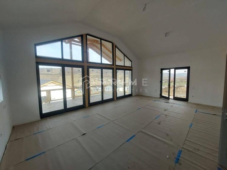 Vilă chalet modern cu perete panoramic de sticlă - Livezeni, Mureș - 7
