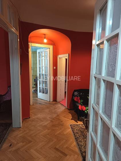 De Vanzare apartament 4 camere Rosetti-Mantuleasa - 33