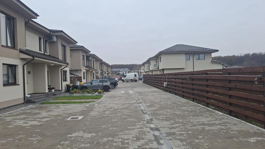 Casa individuala in complex de vile langa Mega Image 1000mp teren in folosinta - 9